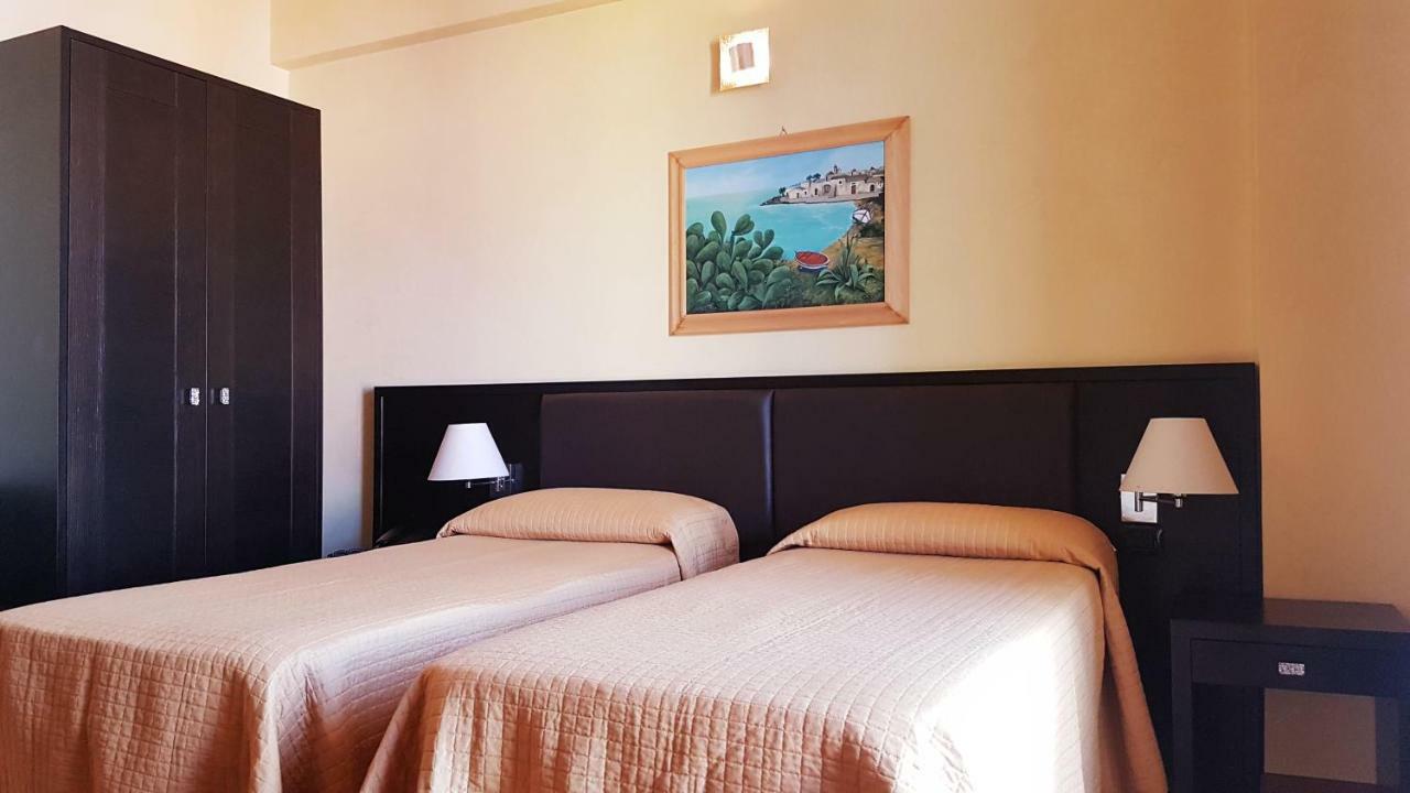 Hotel Pacla Авола Экстерьер фото